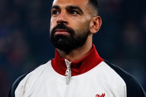 亚博-包含萨拉赫爆冷击败RNG，出色防守引爆全场！的词条