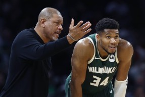 YABO-雄鹿前途光明！，字母哥新星战术调整表现突出上演精彩一战的简单介绍